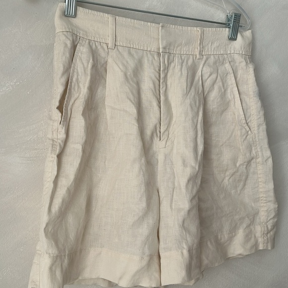 Everlane The Linen Way High Drape Shorts cream white ecru size 6 small - Picture 5 of 10